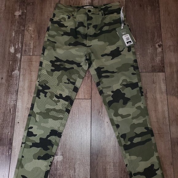NWT Nili Lotan Camouflage Straight Leg Pants, Size 2, X made for Target. - Picture 1 of 6